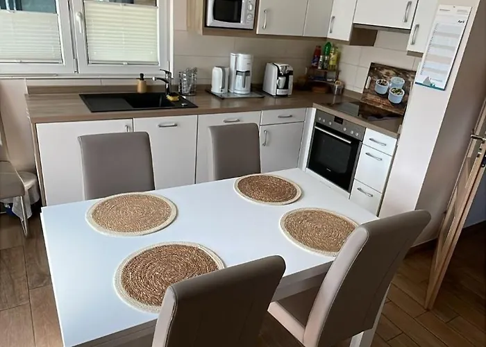 Nyaraló Haus Am Haddorfer *